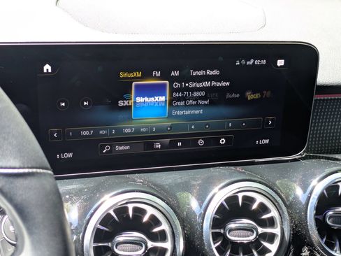 Used 2023 Mercedes-Benz GLB 250 image 20