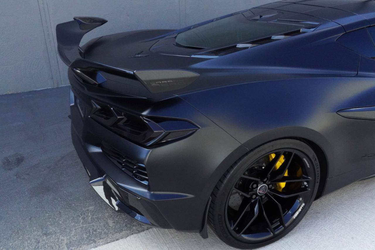 Used 2025 Chevrolet Corvette Z06 w/ Z07 Performance Package RWD image 63