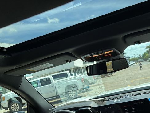 New 2026 GMC Canyon AT4 w/ Technology Plus Package image 23