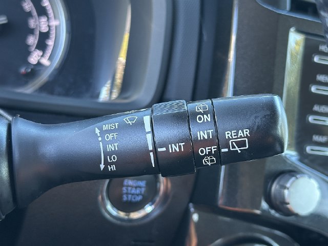 Used 2023 Toyota 4Runner TRD Off-Road Premium AWD/4WD image 31