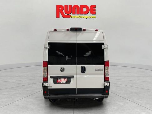 New 2025 RAM ProMaster 2500 w/ Quick Order Package 22G SLT image 4