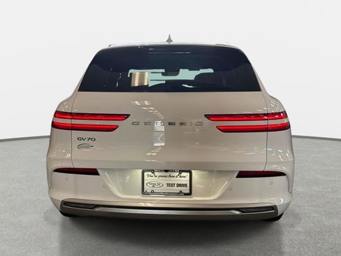 New 2024 Genesis Electrified GV70 Advanced image 26