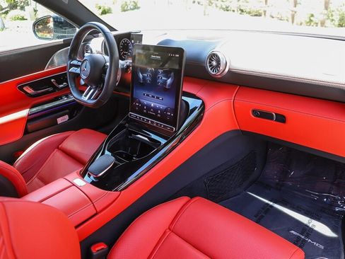 Used 2022 Mercedes-Benz SL 55 AMG 4MATIC image 22