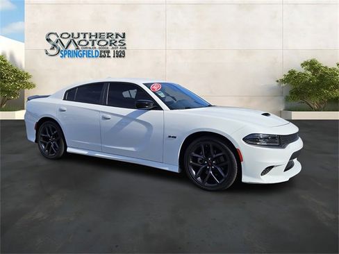 Used 2023 Dodge Charger R/T w/ Blacktop Package image 7