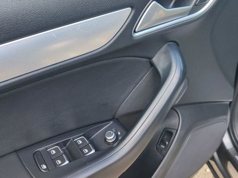 Used 2018 Audi Q3 2.0T Premium w/ Convenience Package image 22