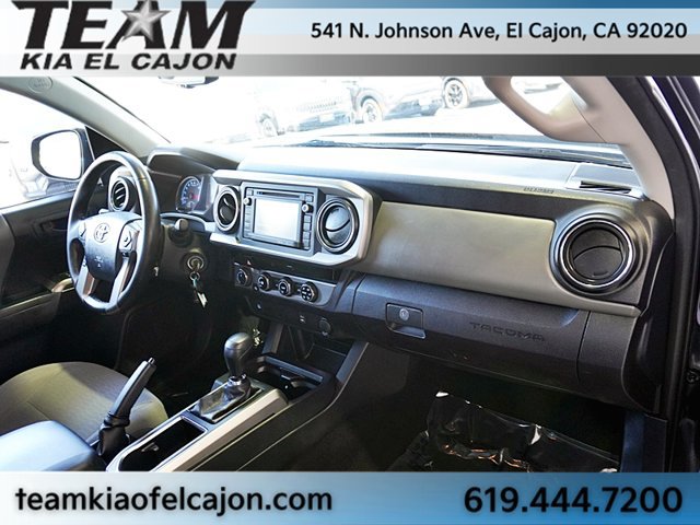 Used 2017 Toyota Tacoma SR5 w/ Tow Package AWD/4WD image 12