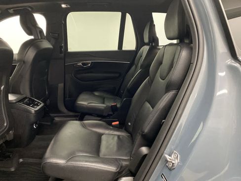 Used 2020 Volvo XC90 T6 Momentum w/ Protection Package image 18