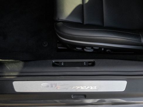 Certified 2024 Porsche 911 Carrera image 21