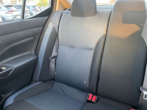 Used 2025 Nissan Versa SV image 38