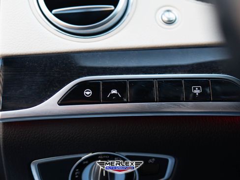 Used 2019 Mercedes-Benz S 560 4MATIC Sedan image 40