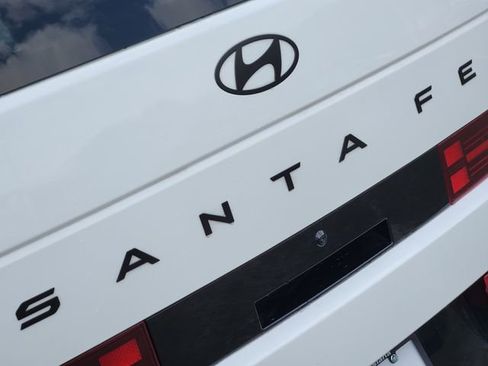 Used 2025 Hyundai Santa Fe Calligraphy image 6