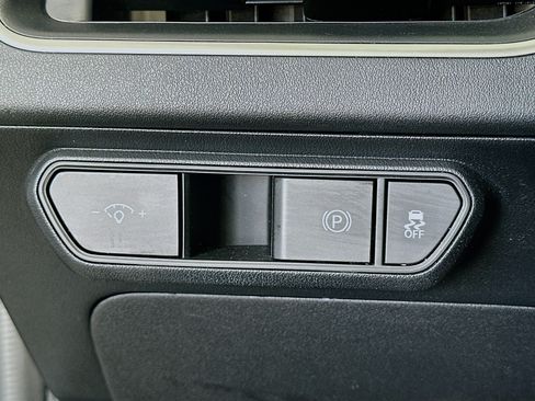 Used 2025 Kia K4 FWD image 17