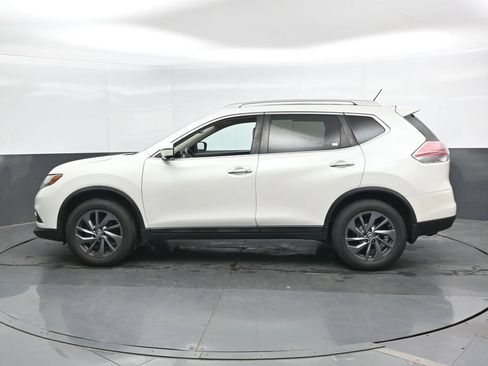 Used 2016 Nissan Rogue SL w/ SL Premium Package AWD/4WD image 9