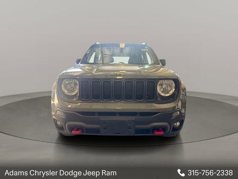 Used 2022 Jeep Renegade Trailhawk AWD/4WD image 2