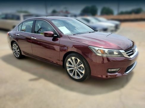 Used 2015 Honda Accord Sport image 17