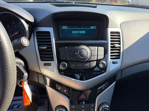 Used 2012 Chevrolet Cruze LS w/ Connectivity Package image 11