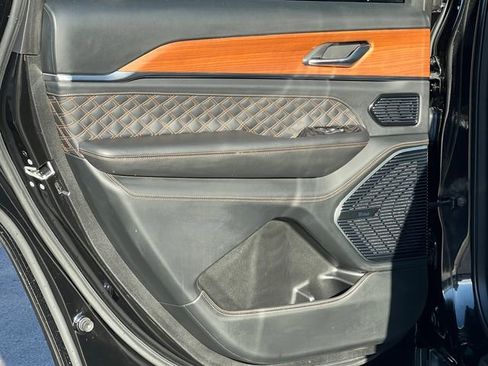 Certified 2022 Jeep Grand Cherokee L Summit image 46