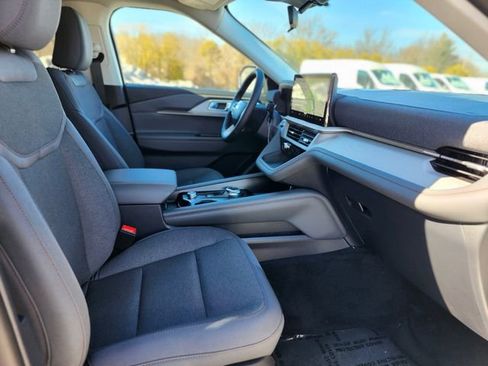 New 2026 Ford Explorer Active image 11