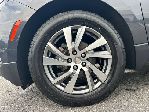 Used 2022 Chevrolet Equinox LT FWD image 12