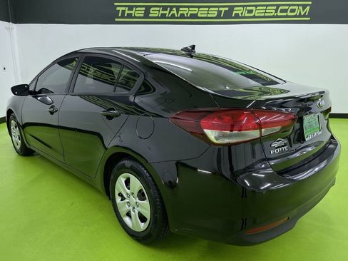 Used 2018 Kia Forte LX w/ LX Popular Package image 7