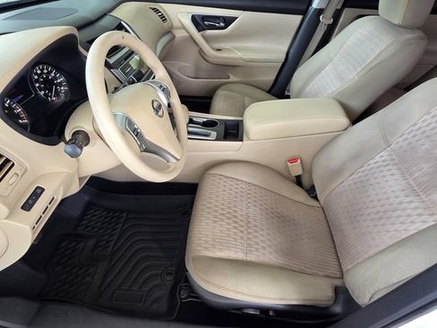 Used 2016 Nissan Altima 2.5 S w/ Power Driver Seat Package FWD image 6