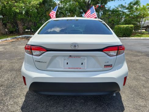 Used 2025 Toyota Corolla LE w/ Convenience Package FWD image 10