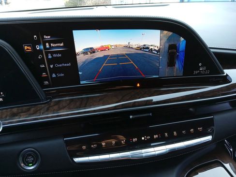 Used 2021 Cadillac Escalade Sport Platinum image 19