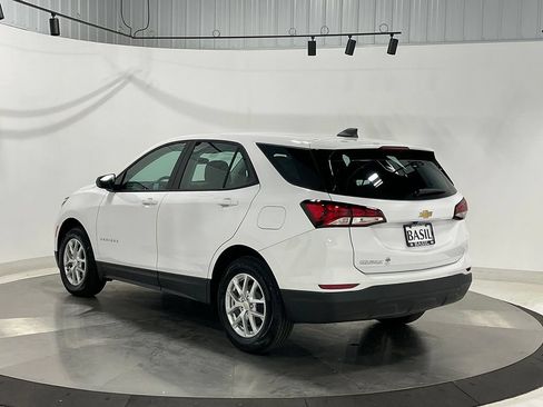 Used 2024 Chevrolet Equinox LS FWD image 13