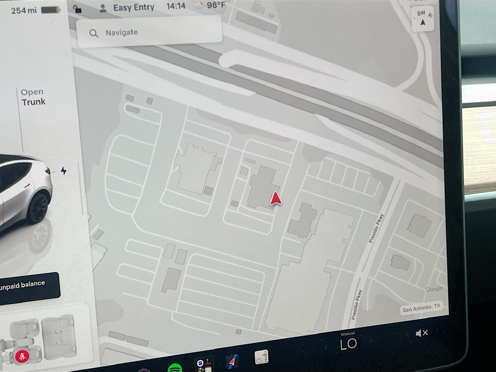 Used 2025 Tesla Model Y Long Range RWD image 13