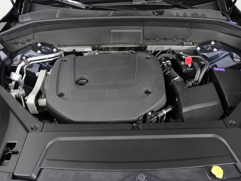 New 2026 Volvo XC90 B6 Plus w/ Protection Package Premier image 12