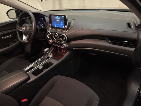 Used 2024 Nissan Sentra SV image 24