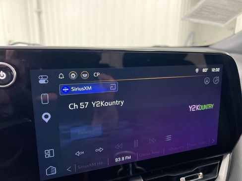 Used 2025 Chevrolet Equinox LT AWD/4WD image 14