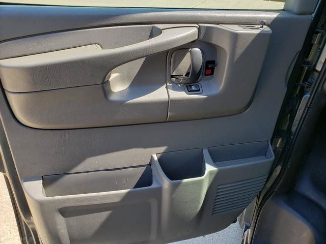 Used 2014 Chevrolet Express 1500 RWD image 11