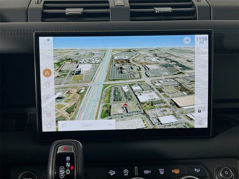 Used 2024 Land Rover Defender 130 X-Dynamic SE image 13