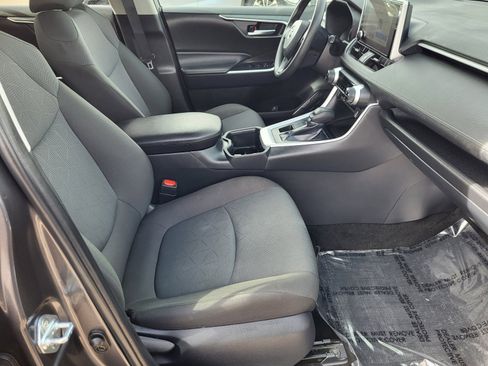 Certified 2025 Toyota RAV4 XLE w/ Convenience Package image 23