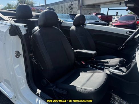 Used 2015 Volkswagen Beetle 1.8T FWD image 26