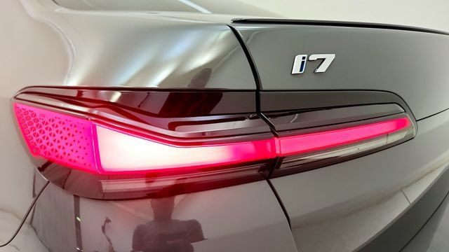 Used 2025 Tesla Model 3 Performance AWD/4WD image 88