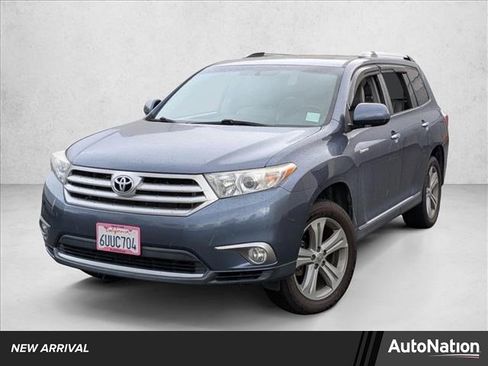 Used 2012 Toyota Highlander Limited w/ Tow Pkg image 1