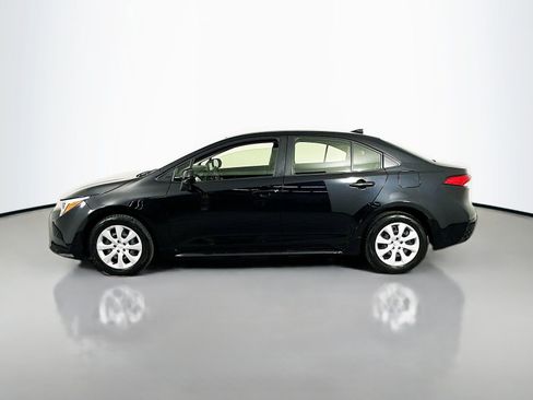 Used 2023 Toyota Corolla LE FWD image 4