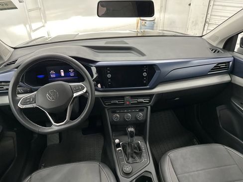 Used 2022 Volkswagen Taos SE image 22