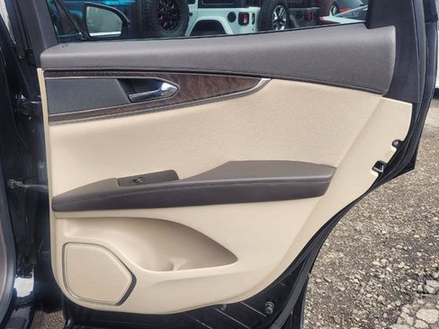 Used 2017 Lincoln MKX Reserve AWD/4WD image 27