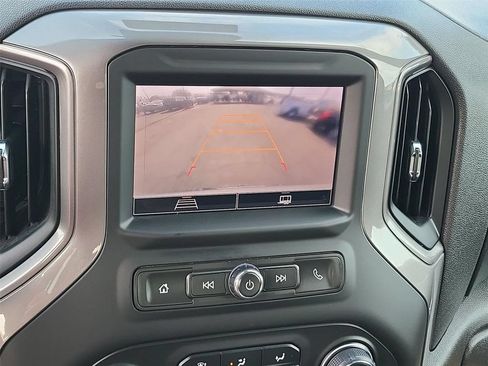 Certified 2024 Chevrolet Silverado 1500 Custom RWD image 7