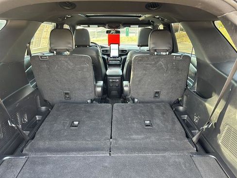 Certified 2022 Ford Explorer ST w/ Equipment Group 401A image 18