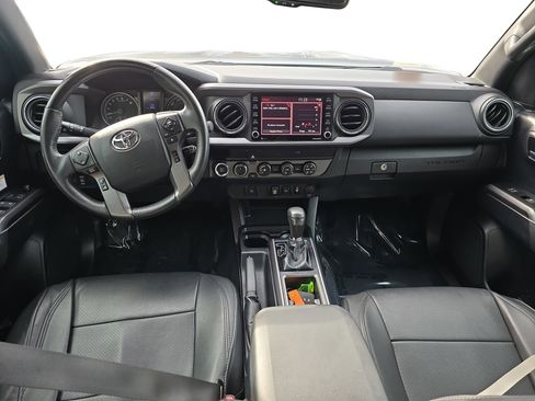 Certified 2020 Toyota Tacoma TRD Off-Road image 9