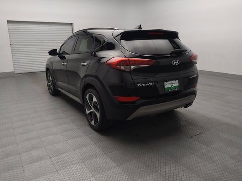 Used 2017 Hyundai Tucson Limited w/ Limited Ultimate Package 03 FWD image 5