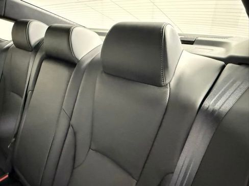 Used 2025 Honda Accord Sport image 38
