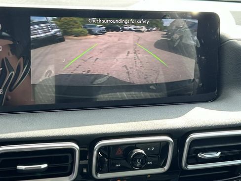 New 2026 Nissan Sentra SV w/ Floor Mat Package FWD image 32