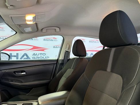 Used 2024 Nissan Sentra SV FWD image 27