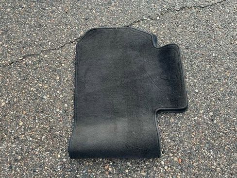 Used 2024 Chevrolet Traverse LT w/ Midnight/Sport Edition image 46