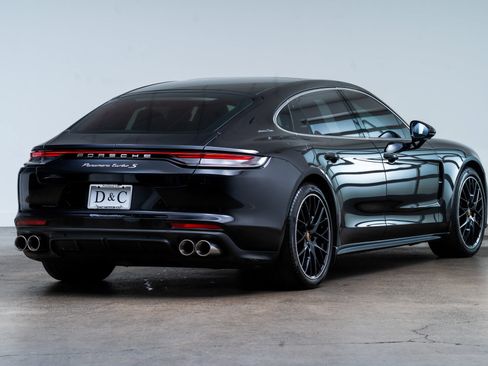 Used 2022 Porsche Panamera Turbo S Executive AWD/4WD image 7